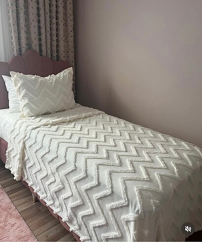 Ponpon şönil pike takımı