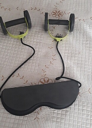 Tekerlekli Egzersiz Spor Aleti Mekik Sehpası 