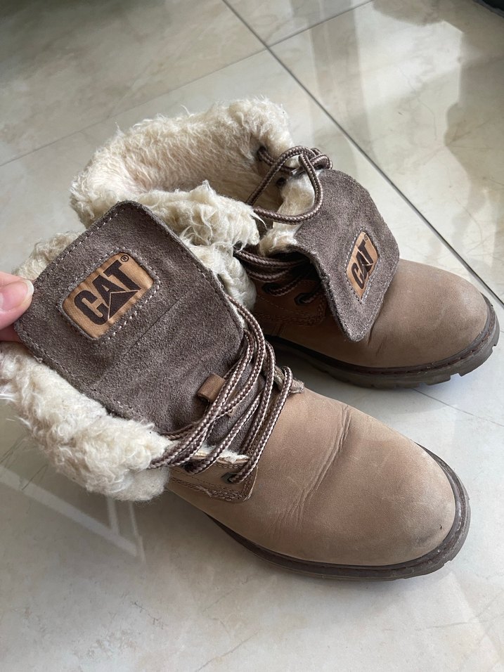 Kahverengi Süet Kürklü Kadın Botu - Görsel 2