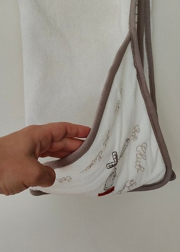 Nakışlı Beyaz yenidoğan banyo havlusu - Görsel 3