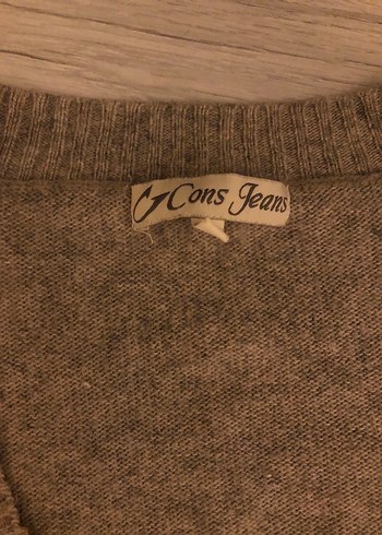 Gri Düğmeli Kadın Hırka - Görsel 3