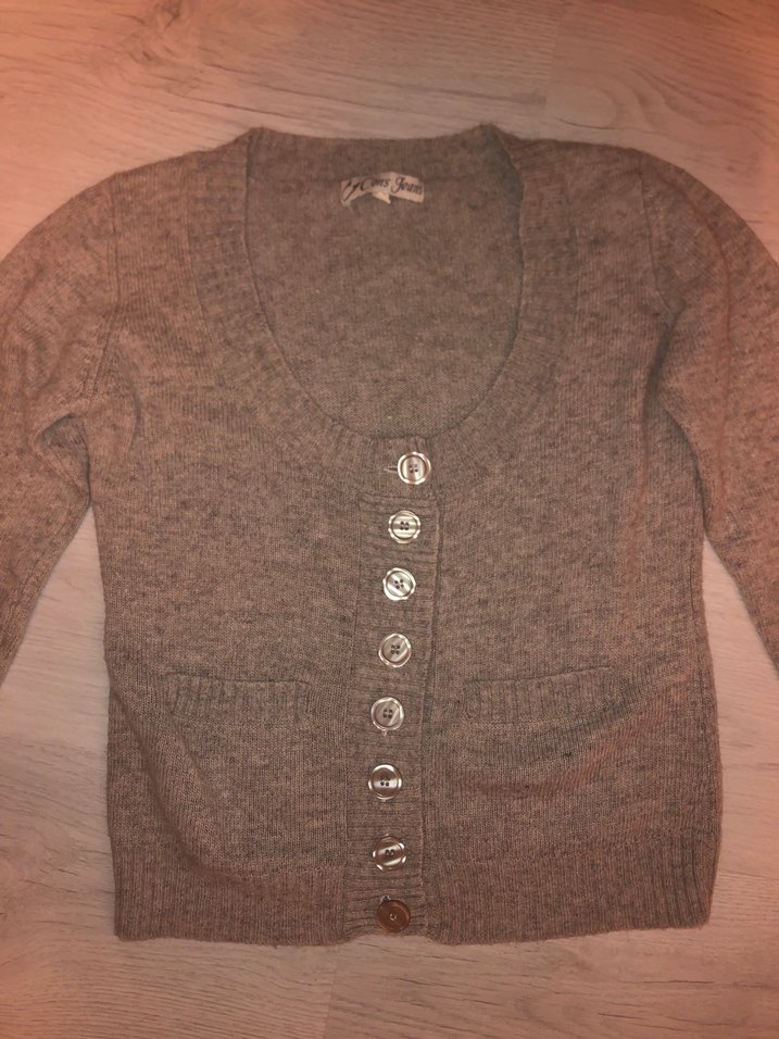 Gri Düğmeli Kadın Hırka - Görsel 4