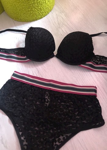 Siyah Gotik Midi Sütyen takım - Görsel 4