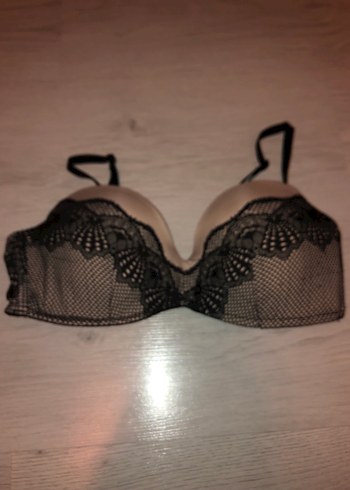 Bej ve Siyah Dantel Detaylı Goth Sütyen - Görsel 5