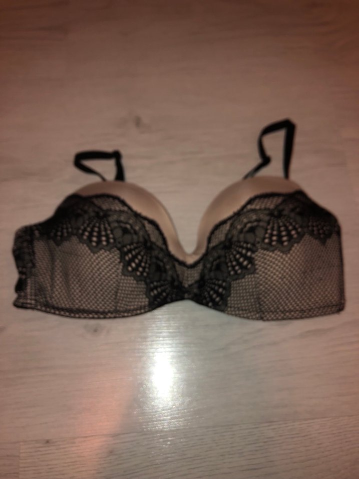 Bej ve Siyah Dantel Detaylı Goth Sütyen - Görsel 5