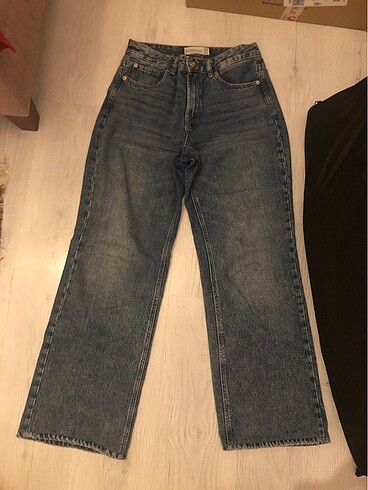 Stradivarius Mavi jean