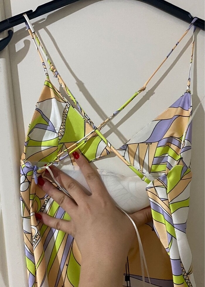 Zara sırt dekolteli kısa elbise - Görsel 4