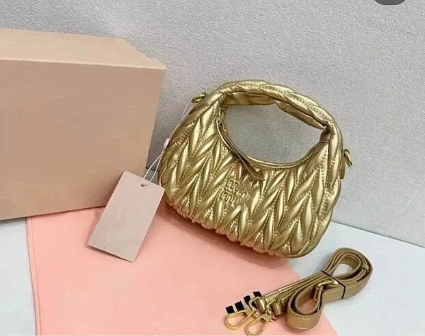 Miu miu çanta