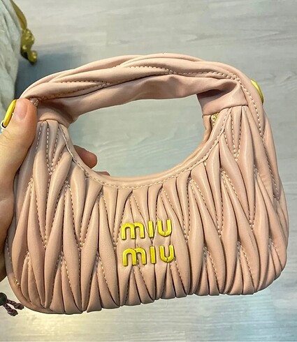  Beden çeşitli Renk Miu miu çanta