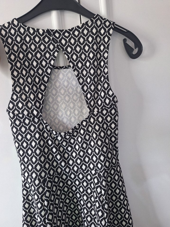 sırt detaylı mini elbise - Görsel 2