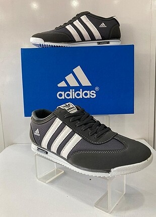 Adidas 975