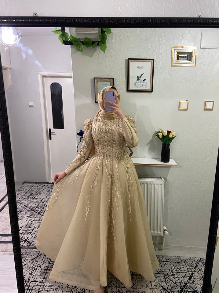 Nakışlı Bej Uzun Abiye Elbise - Görsel 2