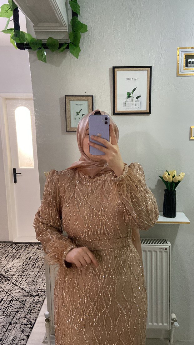 Bej Parlak  Abiye Elbise meliha tarhanacı - Görsel 3