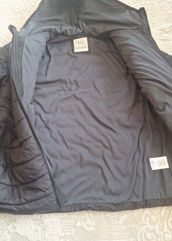 Siyah Kapüşonlu Kadın Kışlık Mont - Görsel 6