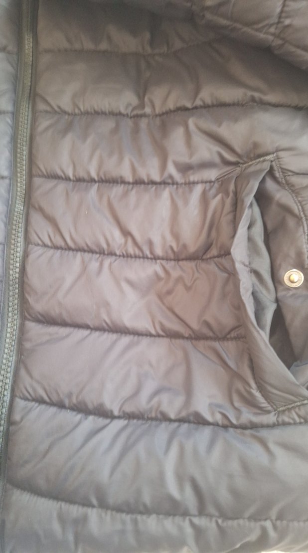 Siyah Kapüşonlu Kadın Kışlık Mont - Görsel 4