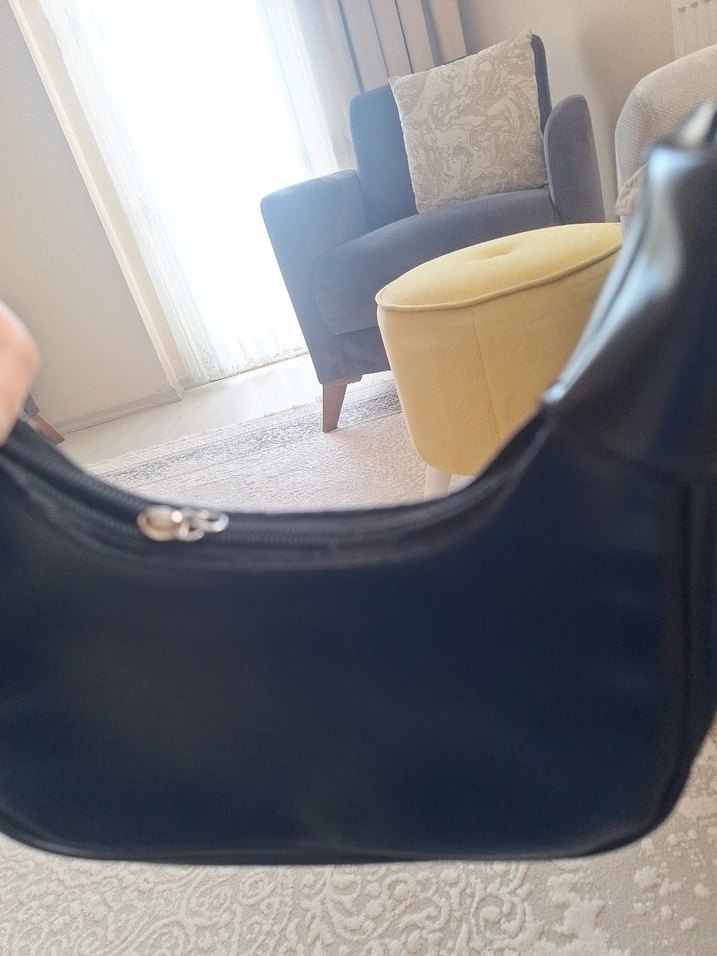 Klasik Siyah Deri Kadın Çanta - Görsel 3