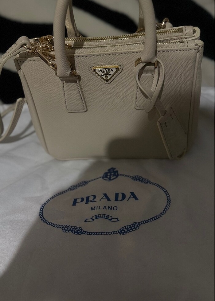 Prada mini çanta - Görsel 2