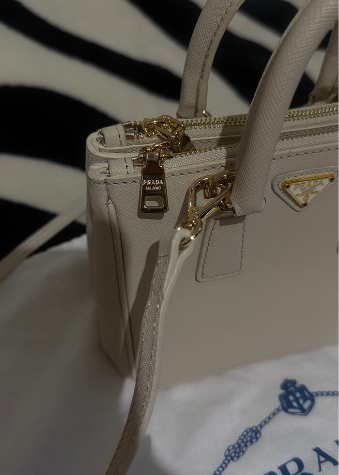 Prada mini çanta - Görsel 4