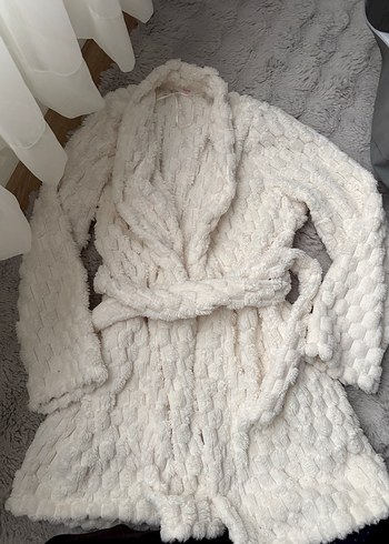 Kadın Beyaz Midi Peluş sabahlık - Görsel 3