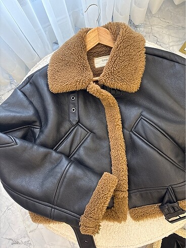 Stradivarius Montt