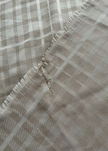 Bej Parlak Kadın Şal Drapeli - Görsel 4