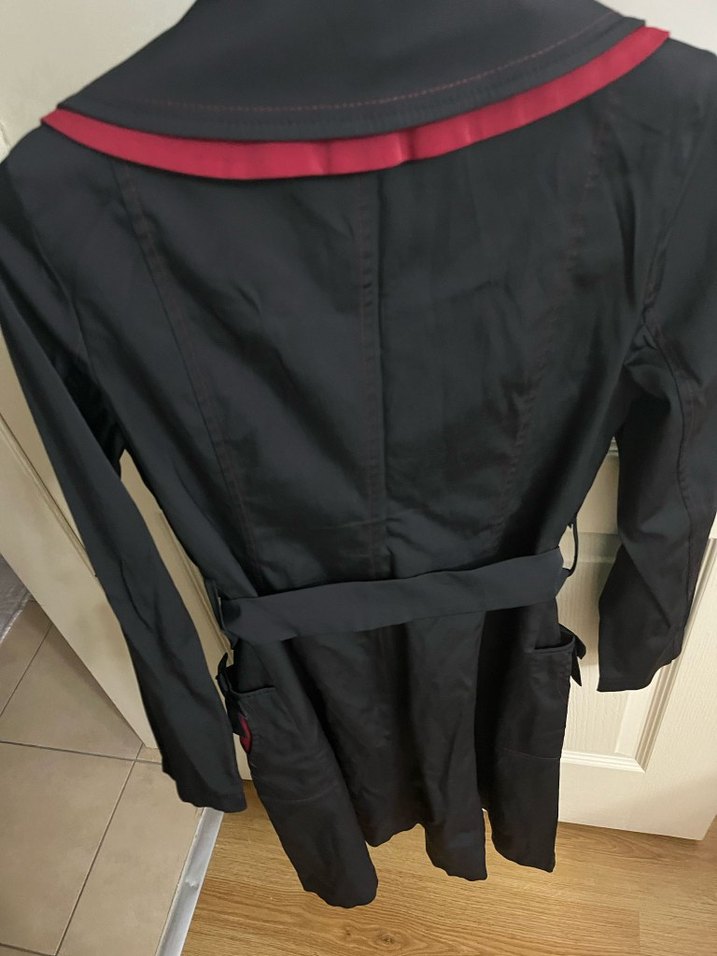 Düğmeli Siyah trençkot - Görsel 4