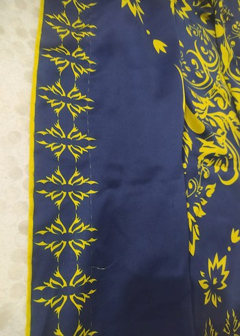 iki eşarp Mavide ufak tefek deforme var uygun fiyata satıyorum - Görsel 2