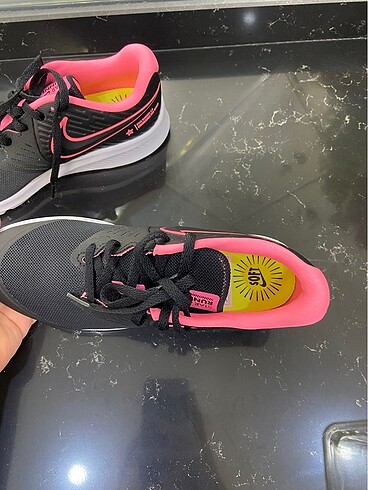 37,5 Beden Orijinal nike kadın spor ayakkabı