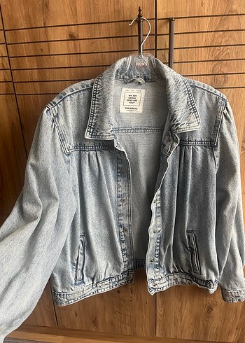 (PULL AND BEAR)Açık Mavi Kadın Denim Ceket Düğmeli - Görsel 2