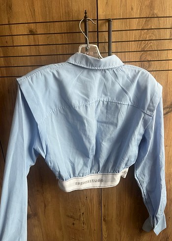 (TRENDYOL X SAGAZA)Mavi Düğmeli Mini Gömlek - Görsel 6