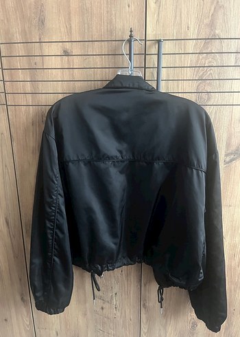 (BERSHKA)Kadın Siyah Fermuarlı Street Style Ceket - Görsel 5