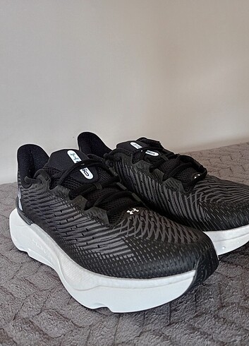 Under Armour İnfinite Pro