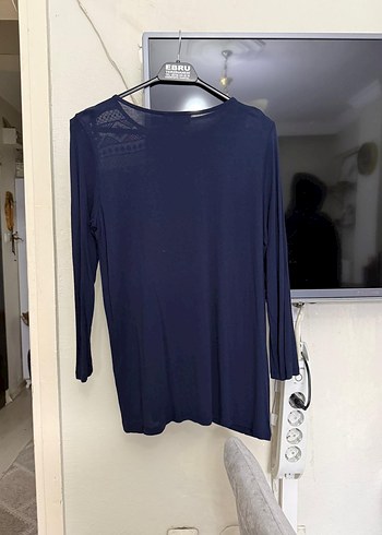 Lacivert Dantel Detaylı Uzun Kollu Bluz - Görsel 3