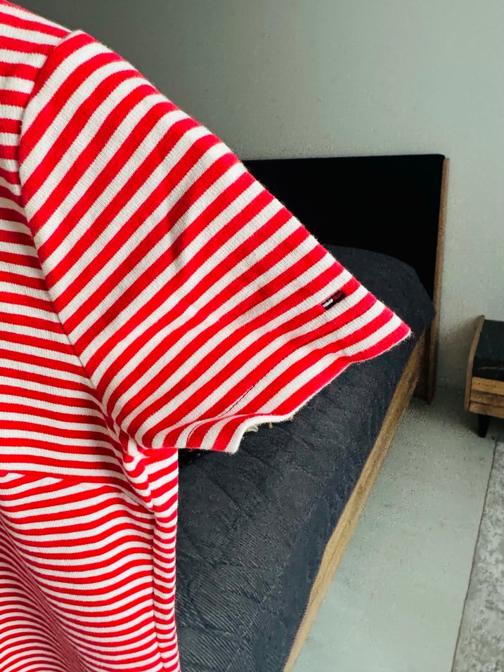 Kırmızı Çizgili Kısa Kollu Midi Elbise - Görsel 4