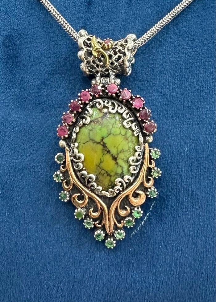 Zümrüt Yakut gümüşle uyumlu muhteşem bir kolye ucu - Görsel 2