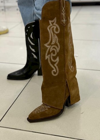 Kahverengi Nakışlı Süet Kadın Diz Boyu Bot - Görsel 4
