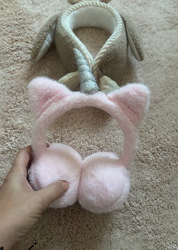 Pembe Nakışlı ve Kürklü Kız Çocuk Kulaklıkları - Görsel 8