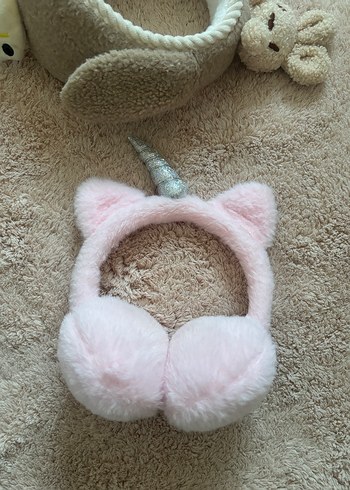 Pembe Nakışlı ve Kürklü Kız Çocuk Kulaklıkları - Görsel 3