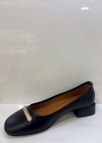 Kadın Siyah Tokalı Topuklu Babet - Görsel 2