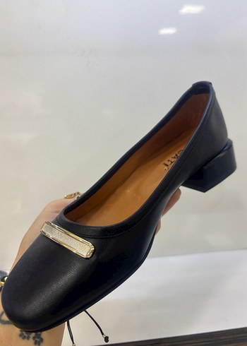 Kadın Siyah Tokalı Topuklu Babet - Görsel 7