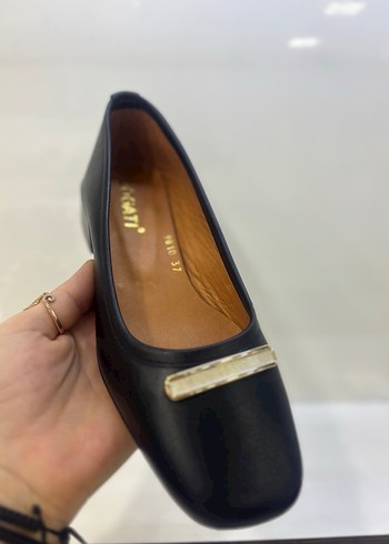 Kadın Siyah Tokalı Topuklu Babet - Görsel 3