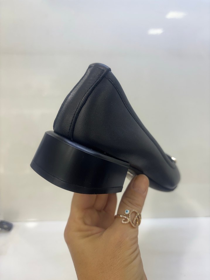 Kadın Siyah Tokalı Topuklu Babet - Görsel 5