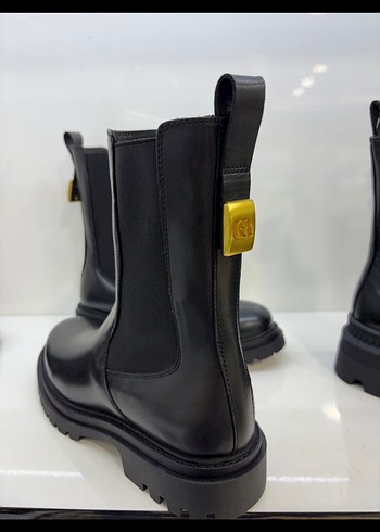 Siyah Deri Tokalı Kadın Bot - Görsel 3