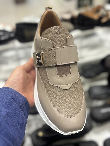 Skechers Demmur hakiki deri spor ayakkabı