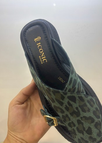 Kahverengi Yılan Desenli Kadın Terlik - Görsel 3