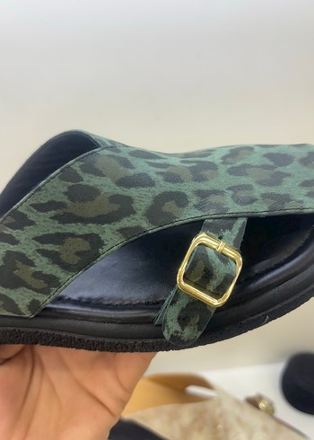 Kahverengi Yılan Desenli Kadın Terlik - Görsel 6