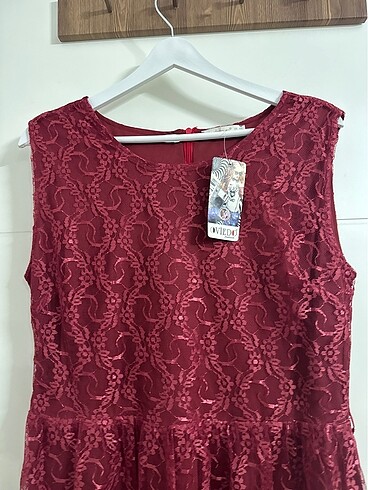 44 Beden bordo Renk Bordo elbise