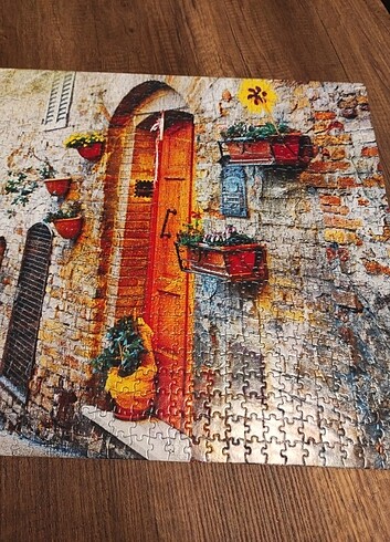 Beden 1000 parça yapılmış puzzle