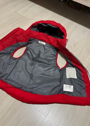 H&M kırmızı Kapüşonlu Erkek Çocuk  şişme Yelek - Görsel 3