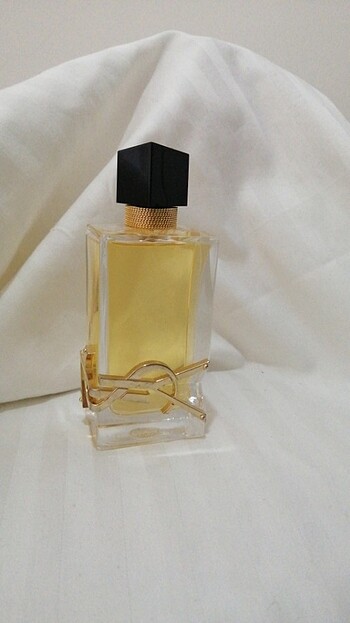 YVES SAİNT LAURENT 